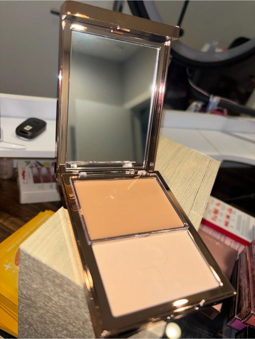 NIB Patrick Ta Light 3 Foundation